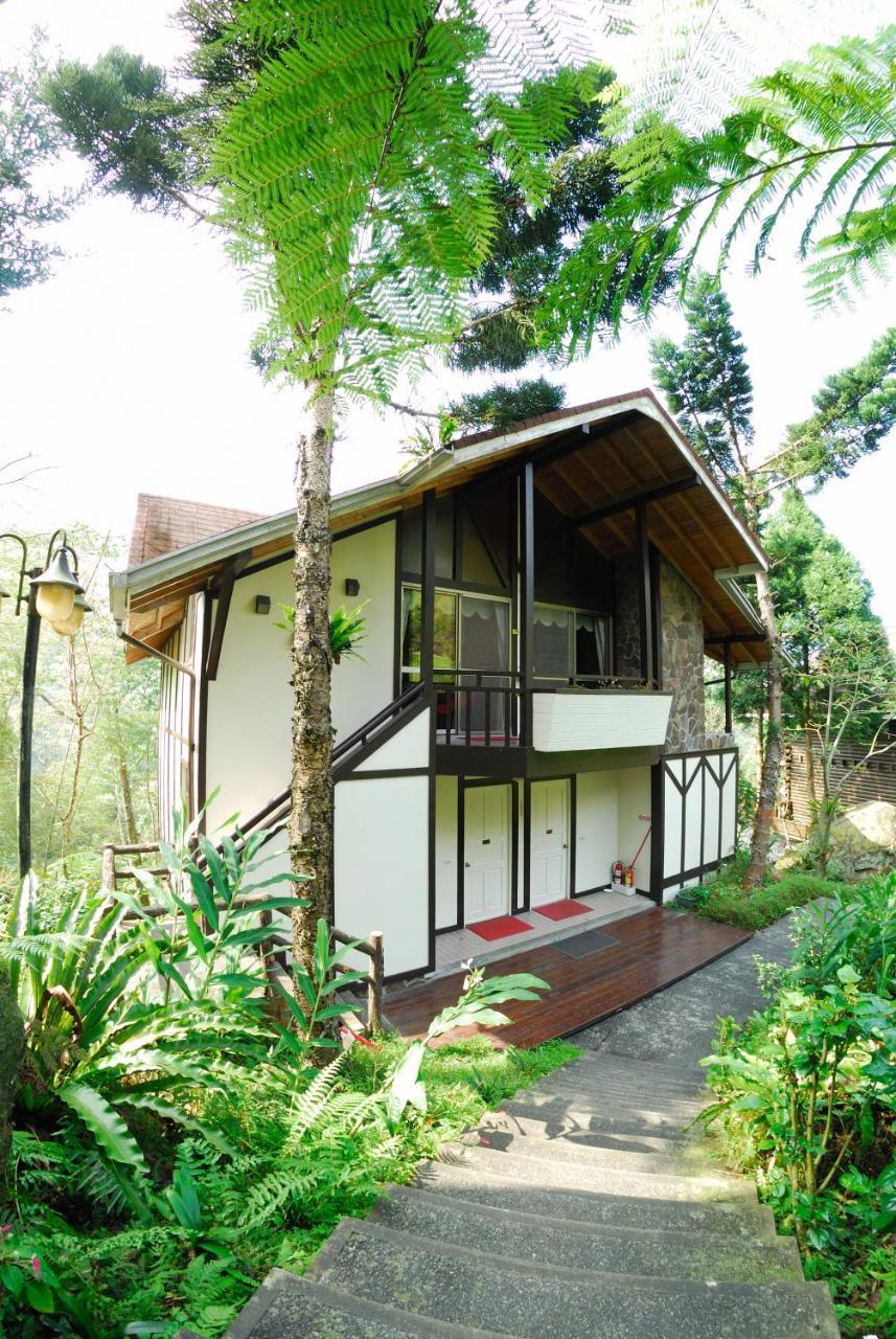 Shinmingshan Holiday Inn Lugu Lake Exterior photo