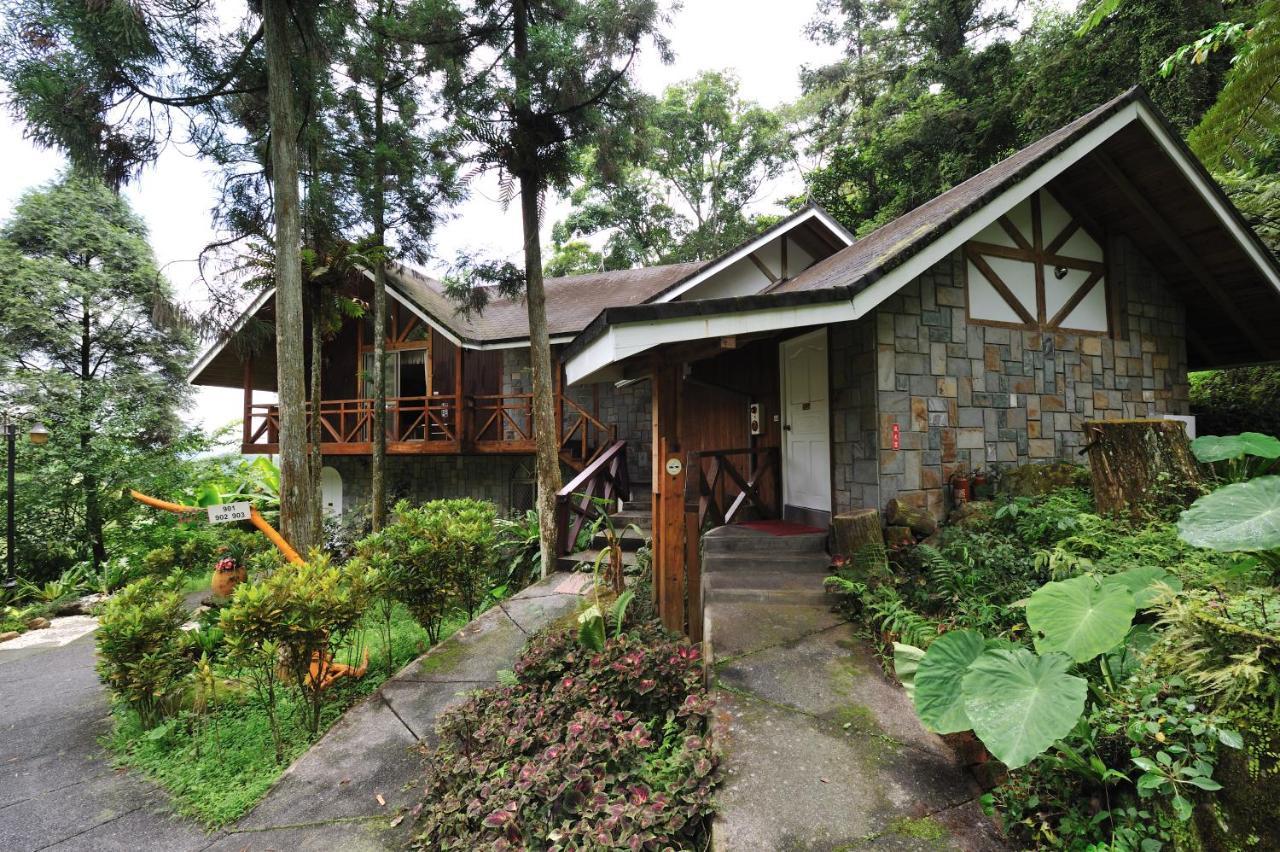 Shinmingshan Holiday Inn Lugu Lake Exterior photo