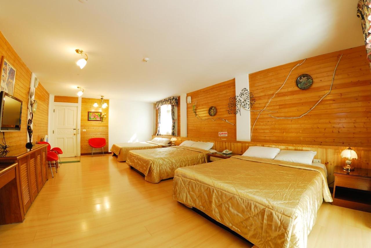 Shinmingshan Holiday Inn Lugu Lake Exterior photo